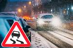 В связи с ухудшением погодных условий Госавтоинспекция  рекомендует быть на дорогах более внимательными и осторожными. 